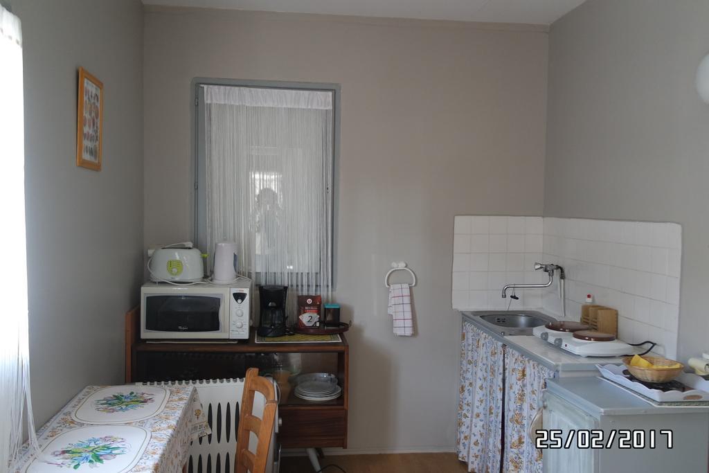 Mas Grimaud - Gite- Studio Et Chambres D'Hotes Familiales Eygalières Eksteriør billede