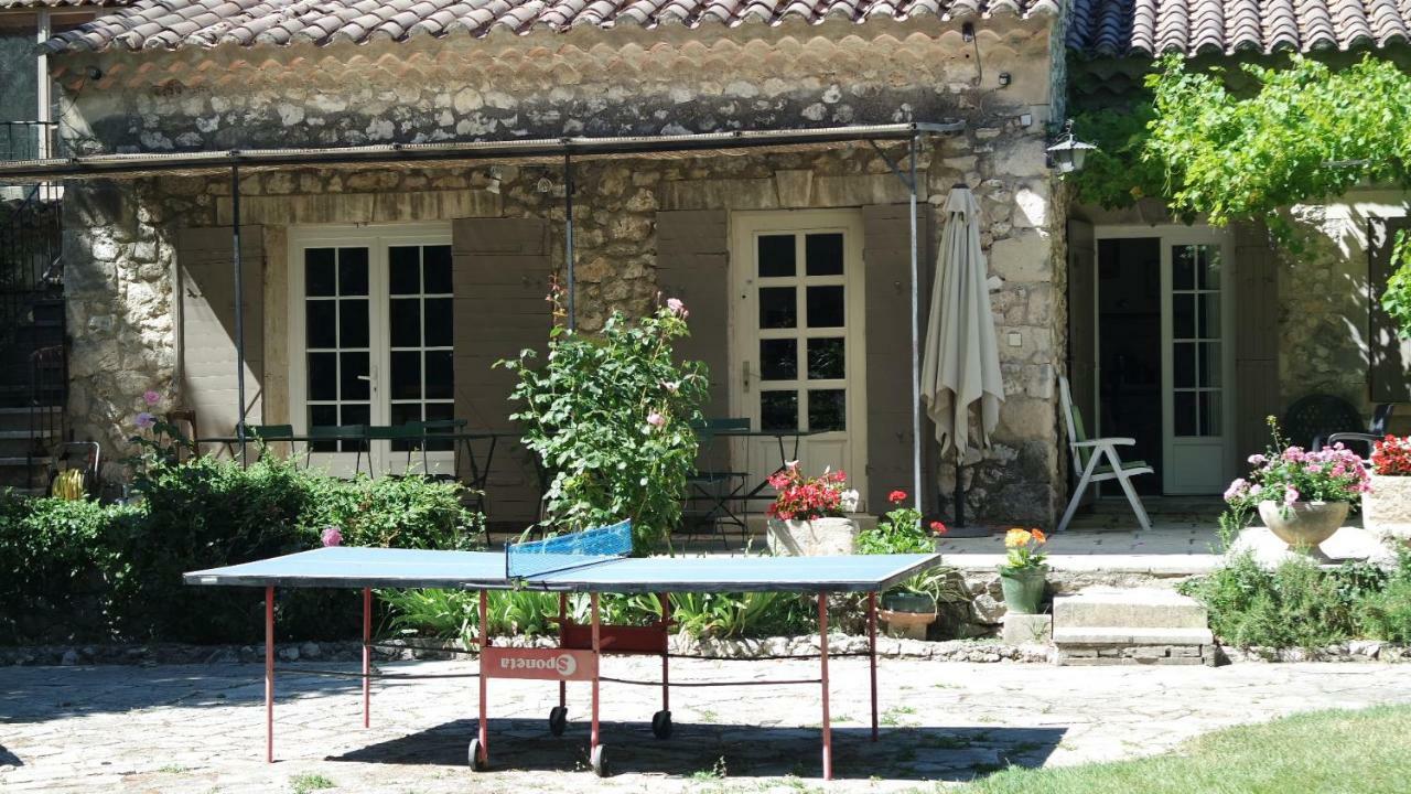 Mas Grimaud - Gite- Studio Et Chambres D'Hotes Familiales Eygalières Eksteriør billede